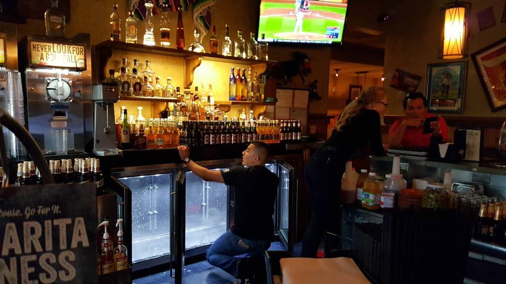 Joses Blue Sombrero | restaurant | 8617 N Port Washington Rd, Fox Point, WI 53217, USA | 4143519280 OR +1 414-351-9280