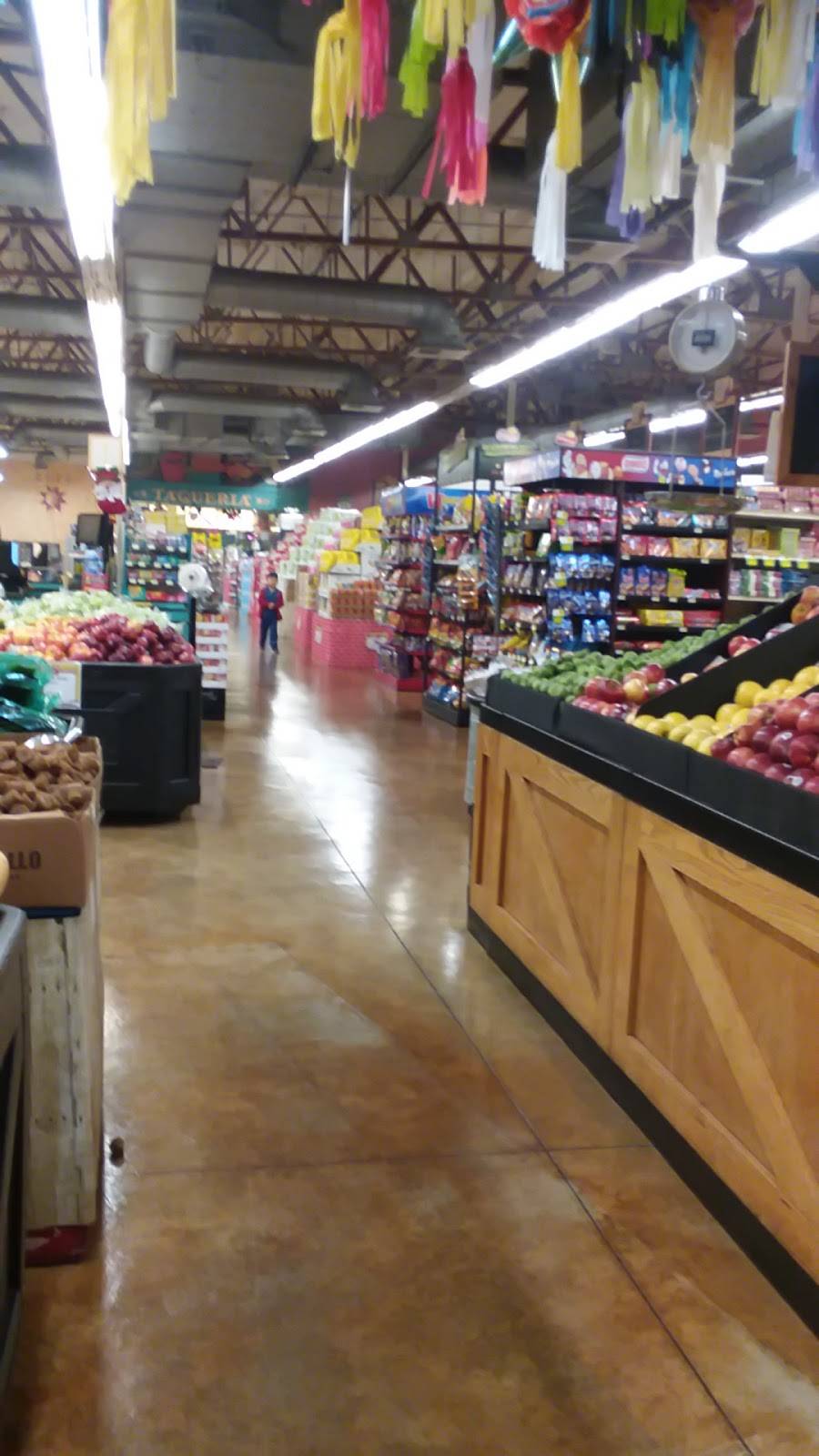 La Superior Mercados | bakery | 4940 Stockton Blvd, Sacramento, CA 95820, USA | 9164517259 OR +1 916-451-7259