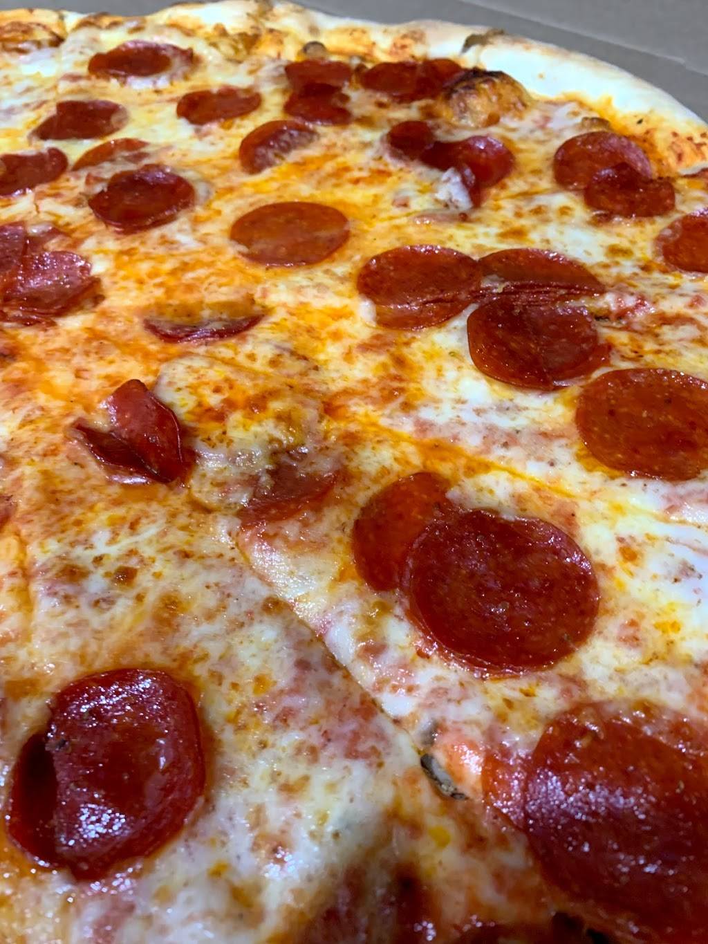 Steves Pizza Express | meal delivery | 20216 Old Cutler Rd, Miami, FL 33189, USA | 3052529054 OR +1 305-252-9054