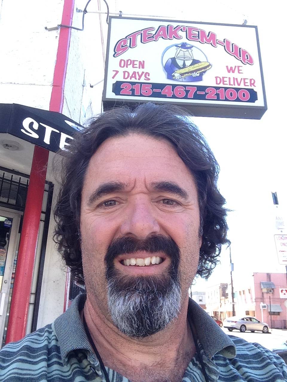 Steak Em-Up | meal takeaway | 2600 S 11th St, Philadelphia, PA 19148, USA | 2154672100 OR +1 215-467-2100