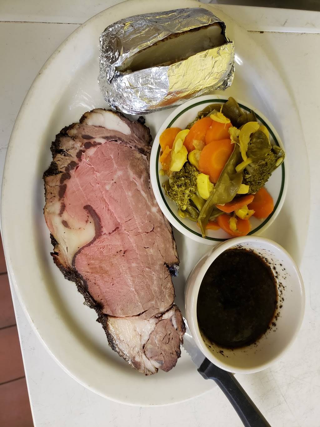 Johnny Cakes & Steaks Homestyle Restaurant | restaurant | 859 US Hwy 41 S, Inverness, FL 34450, USA | 3527653326 OR +1 352-765-3326