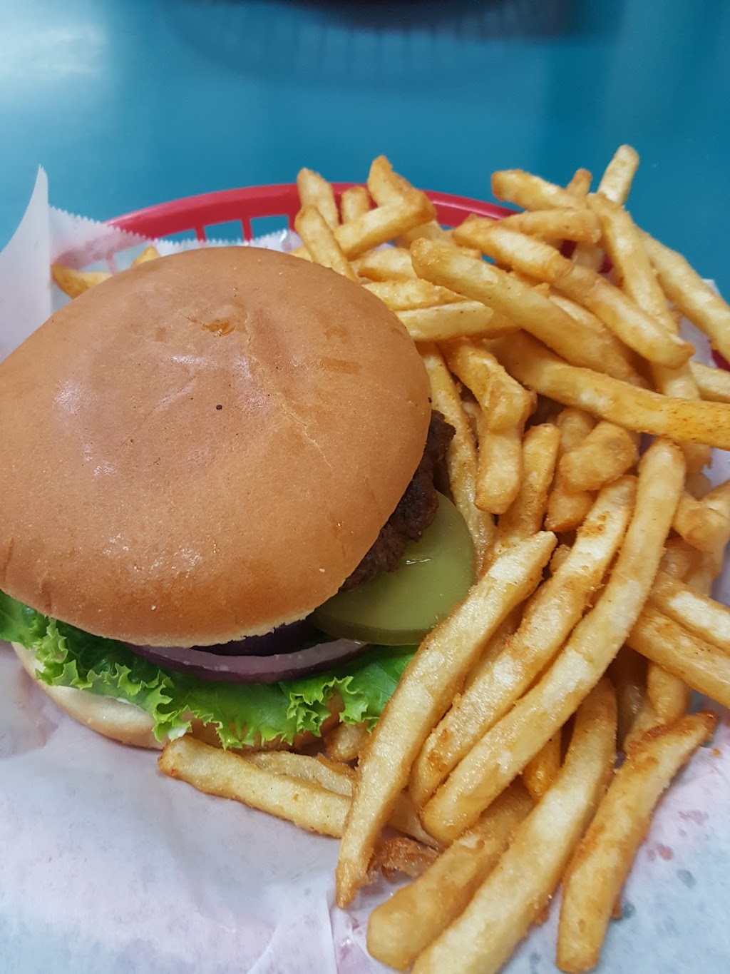 The Patron Kitchen | restaurant | 70 B Wildwood Ave, Rio Dell, CA 95562, USA | 7074992494 OR +1 707-499-2494