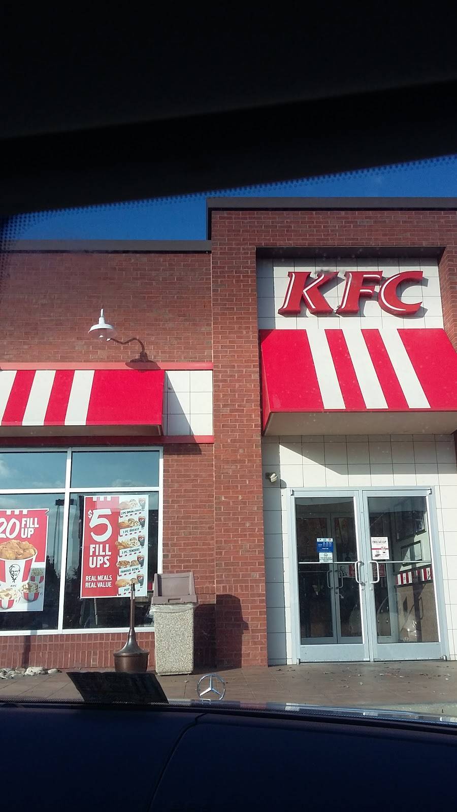 KFC | restaurant | 6975 George Washington Memorial Hwy, Gloucester, VA 23061, USA | 8046939482 OR +1 804-693-9482