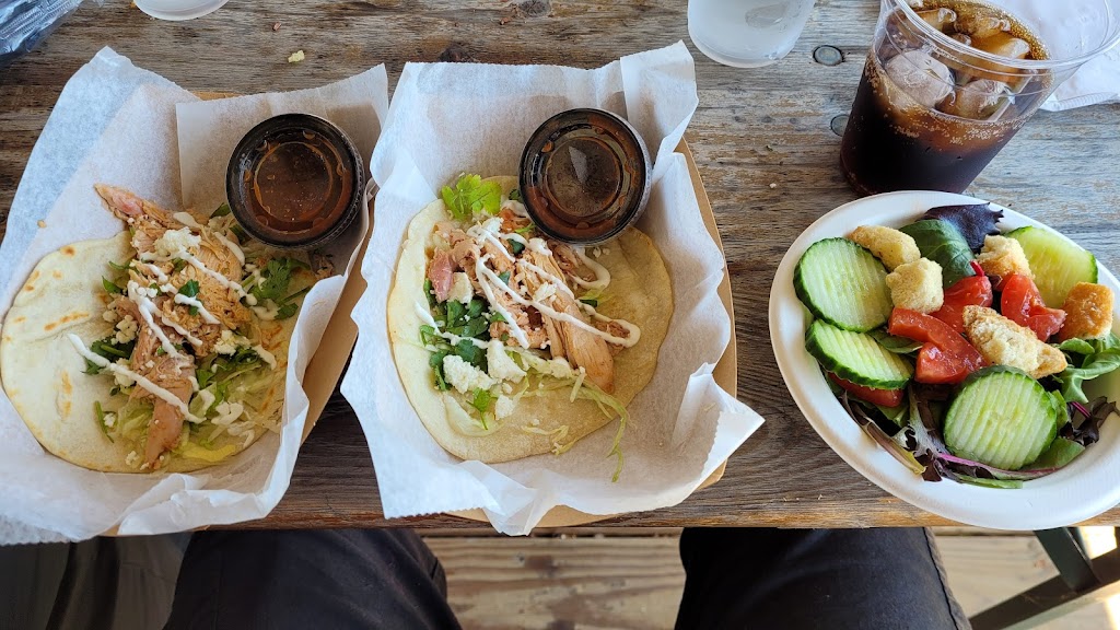 Round Top Brewing & Kitchen | restaurant | 101 W Austin St, Round Top, TX 78954, USA | 5122948641 OR +1 512-294-8641