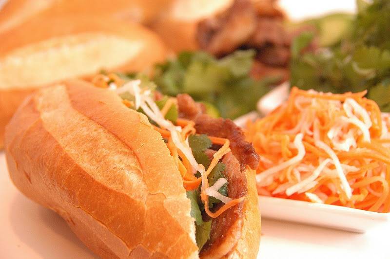 Pho TNT | restaurant | 1003 W Patrick St, Frederick, MD 21702, USA | 3017326938 OR +1 301-732-6938