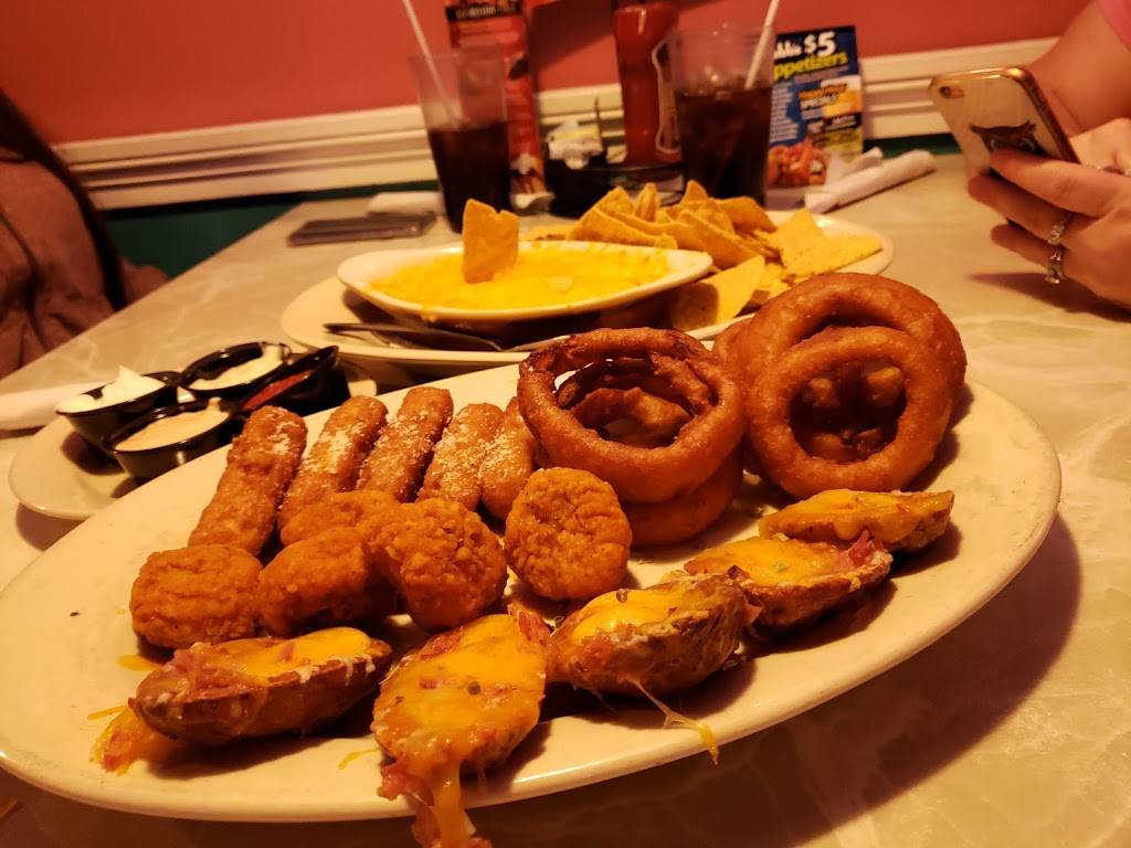 Zebbs Deluxe Grill & Bar | restaurant | 2803 Brewerton Rd, Syracuse, NY 13211, USA | 3154555131 OR +1 315-455-5131