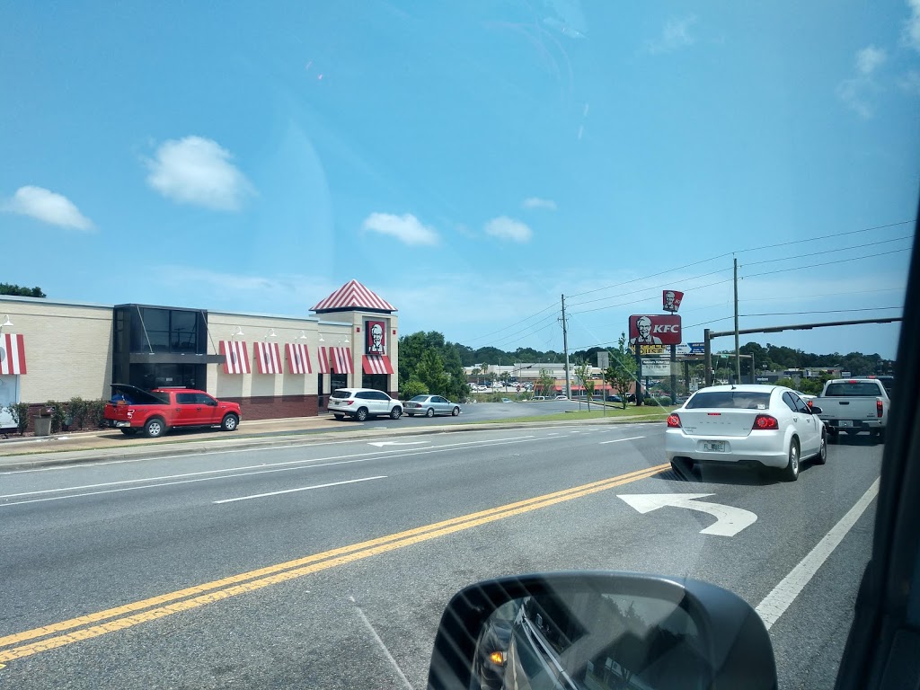 KFC | restaurant | 6000 Mobile Hwy, Pensacola, FL 32526, USA | 8509444353 OR +1 850-944-4353
