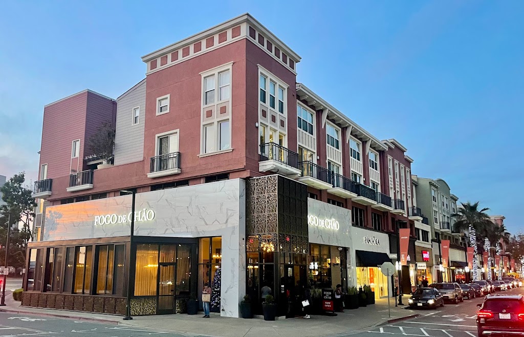 Fogo de Chão Brazilian Steakhouse | restaurant | 5633 Bay St, Emeryville, CA 94608, USA | 5109551112 OR +1 510-955-1112