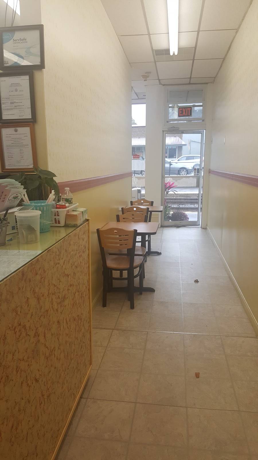 DIAMOND FORTUNE CHINESE RESTAURANT | restaurant | 39 Tuttle St, Wakefield, MA 01880, USA | 7812464722 OR +1 781-246-4722