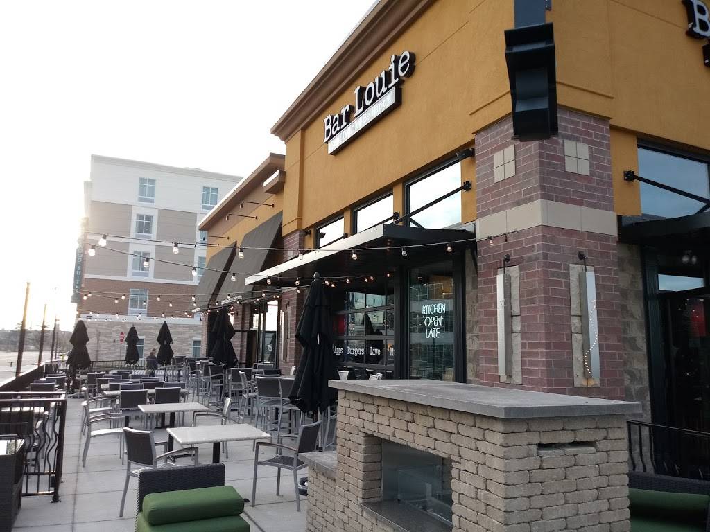 Bar Louie | night club | 3100 Vandercar Way, Cincinnati, OH 45209, USA | 5133511453 OR +1 513-351-1453