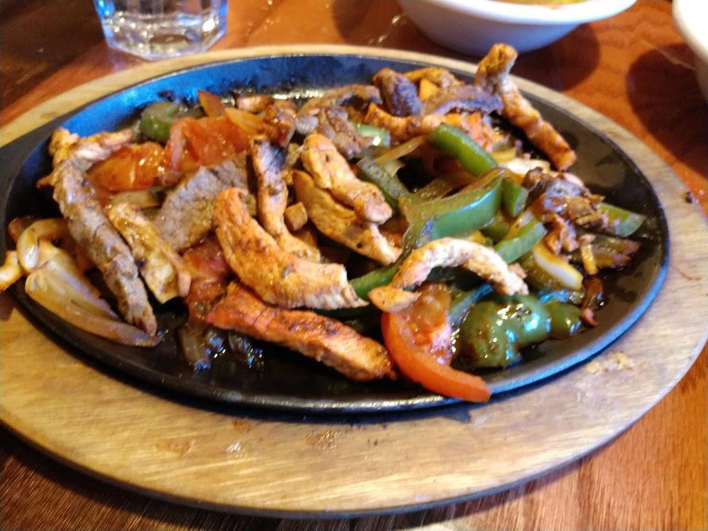 Rancho Nuevo | restaurant | 915 N Royal Ave, Front Royal, VA 22630, USA | 5405513576 OR +1 540-551-3576