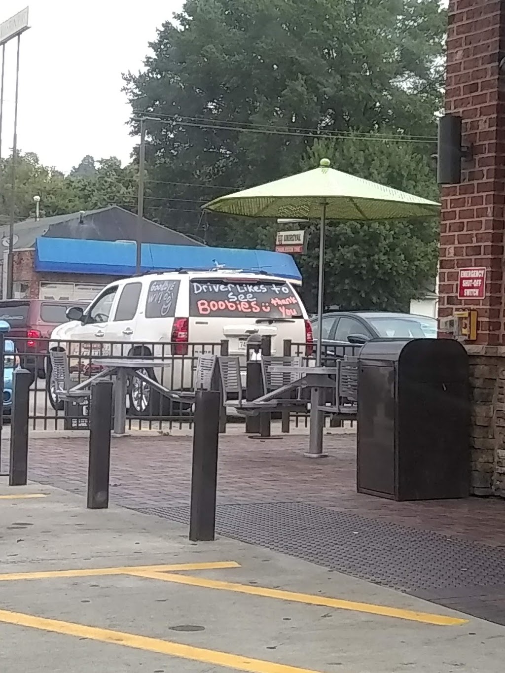 Sheetz | cafe | 4401 MacCorkle Ave SW, South Charleston, WV 25309, USA | 6812659180 OR +1 681-265-9180