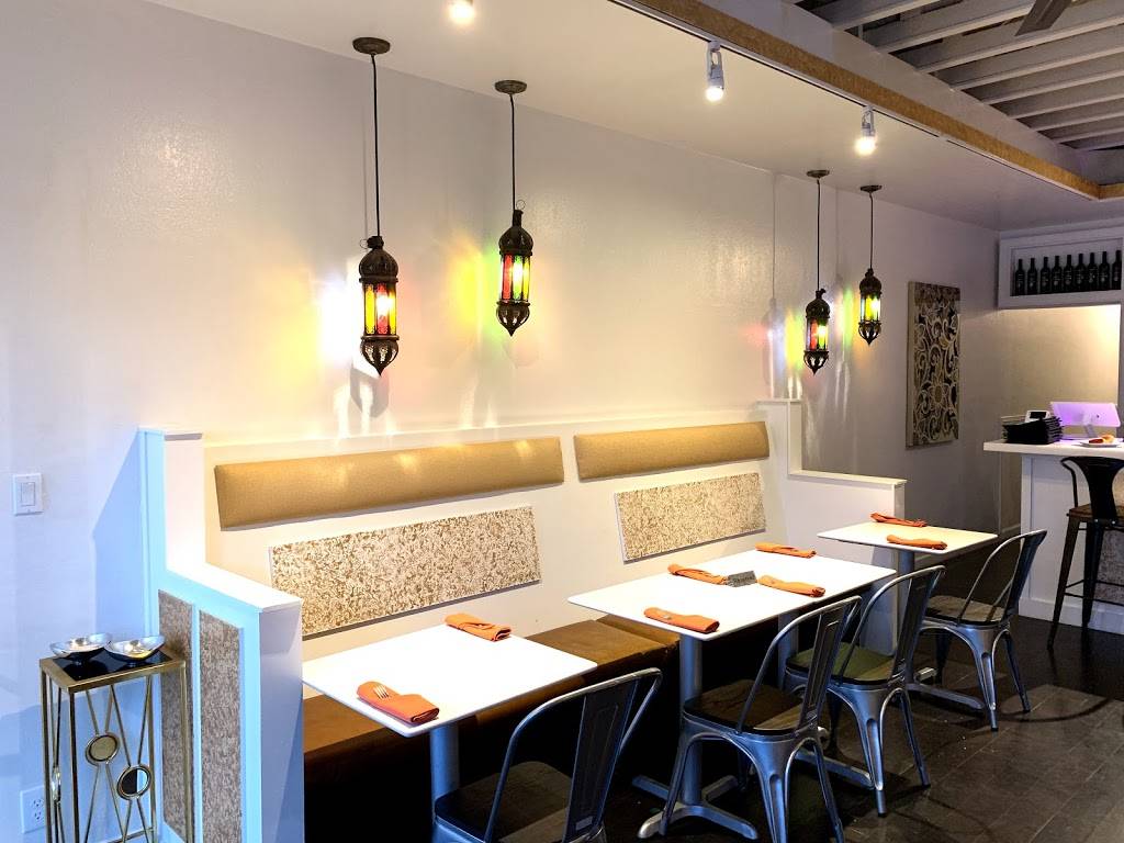 Spice Lounge | restaurant | 859 Hornblend St, San Diego, CA 92109, USA | 8582721600 OR +1 858-272-1600