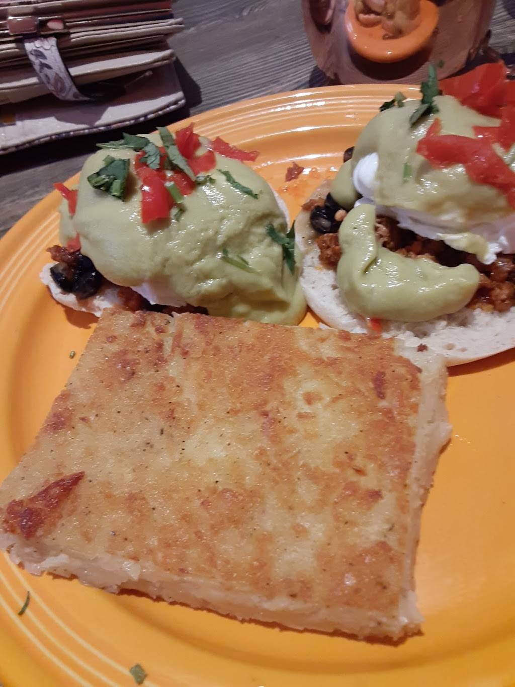 The Breakfast Club | restaurant | 212 E 3rd St, Des Moines, IA 50309, USA | 5152805251 OR +1 515-280-5251