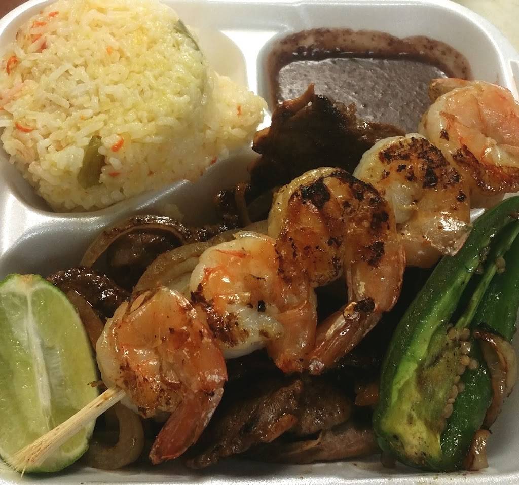 Sabrositas Pupusas | restaurant | 7950 Laurel Canyon Blvd, North Hollywood, CA 91605, USA | 8182552166 OR +1 818-255-2166