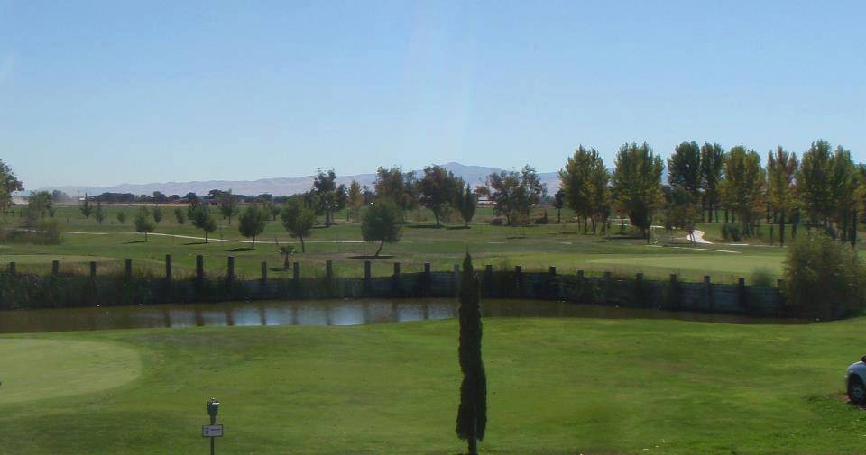 Old River Golf Course | restaurant | 18007 Mac Arthur Dr, Tracy, CA 95304, USA | 2098308585 OR +1 209-830-8585