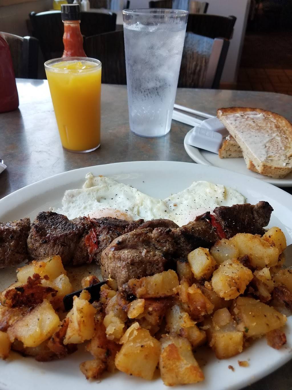 Towne Restaurant | restaurant | 186 Allen St, Buffalo, NY 14201, USA | 7168845128 OR +1 716-884-5128