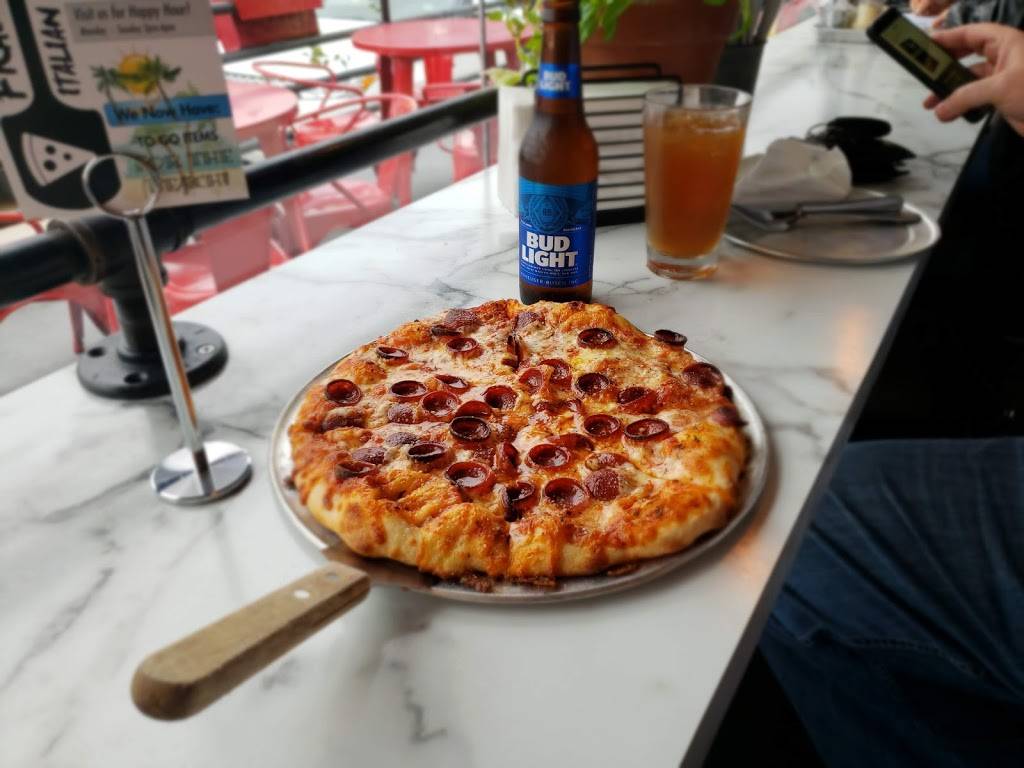 Frabottas Italian Kitchen | restaurant | 15031 Gulf Blvd, Madeira Beach, FL 33708, USA | 7275922868 OR +1 727-592-2868