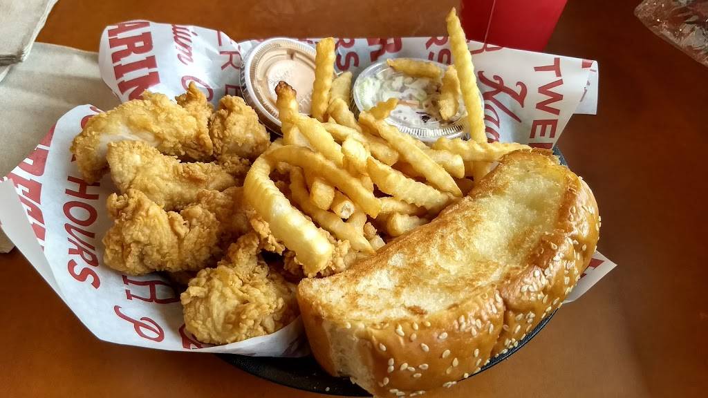 Raising Canes Chicken Fingers | meal takeaway | 2555 Nicholasville Rd, Lexington, KY 40503, USA | 8593135333 OR +1 859-313-5333