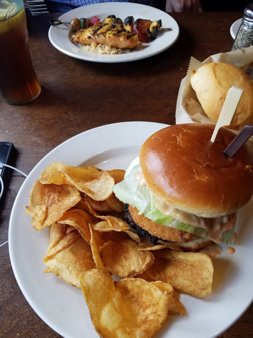 Wendys | restaurant | 3020 W Sand Lake Rd, Orlando, FL 32819, USA | 4073540150 OR +1 407-354-0150