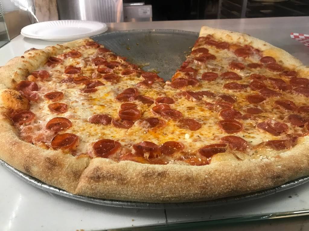 Slice House Pizza | restaurant | 1535 Haight St, San Francisco, CA 94117, USA | 4155522520 OR +1 415-552-2520