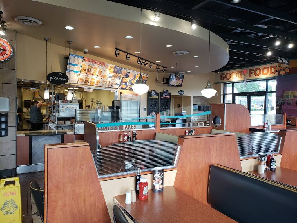 Long John Silvers | restaurant | 3201 S 4th St, Leavenworth, KS 66048, USA | 9136825255 OR +1 913-682-5255