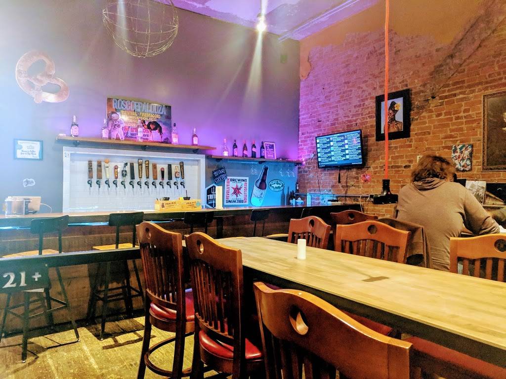 Roscoes Coffee Bar and Tap Room | cafe | 185 Fort Wayne Ave, Richmond, IN 47374, USA | 7659623019 OR +1 765-962-3019