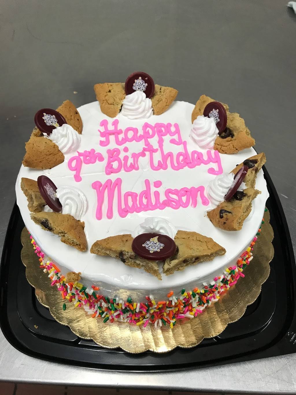 Cold Stone Creamery | bakery | 30628 Benton Rd Ste 201, Winchester, CA 92596, USA | 9519264654 OR +1 951-926-4654