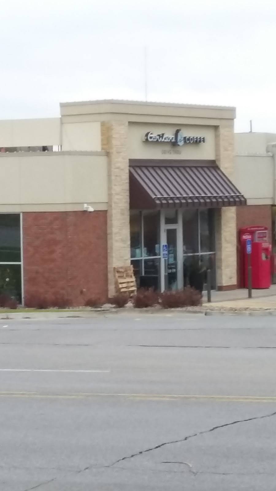 Caribou Coffee | cafe | 4910 Maple Dr, Pleasant Hill, IA 50327, USA | 5152653202 OR +1 515-265-3202
