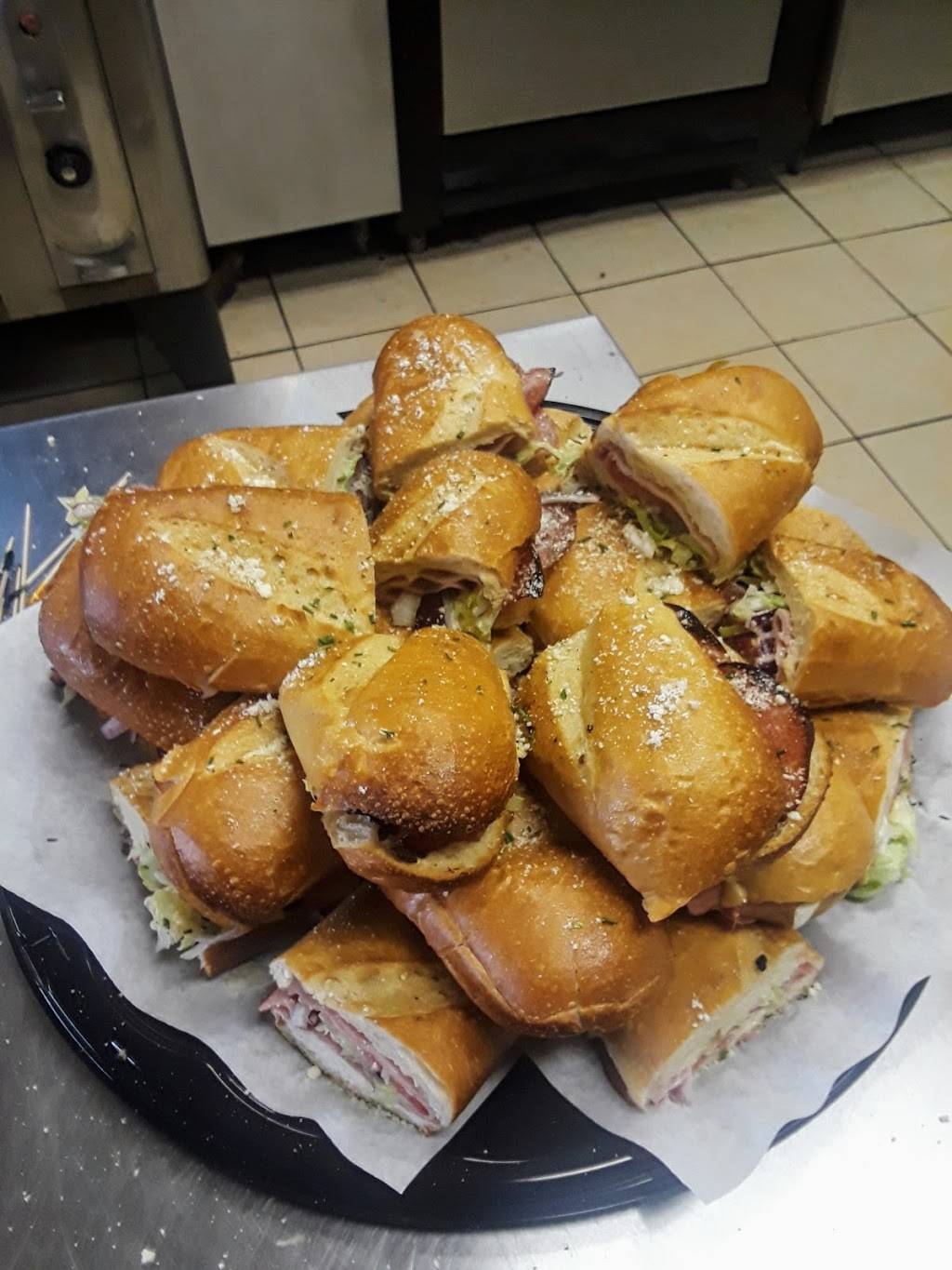 Picatta Pizza and Pasta | restaurant | 6405 Antoine Dr #11, Houston, TX 77091, USA | 7133937754 OR +1 713-393-7754