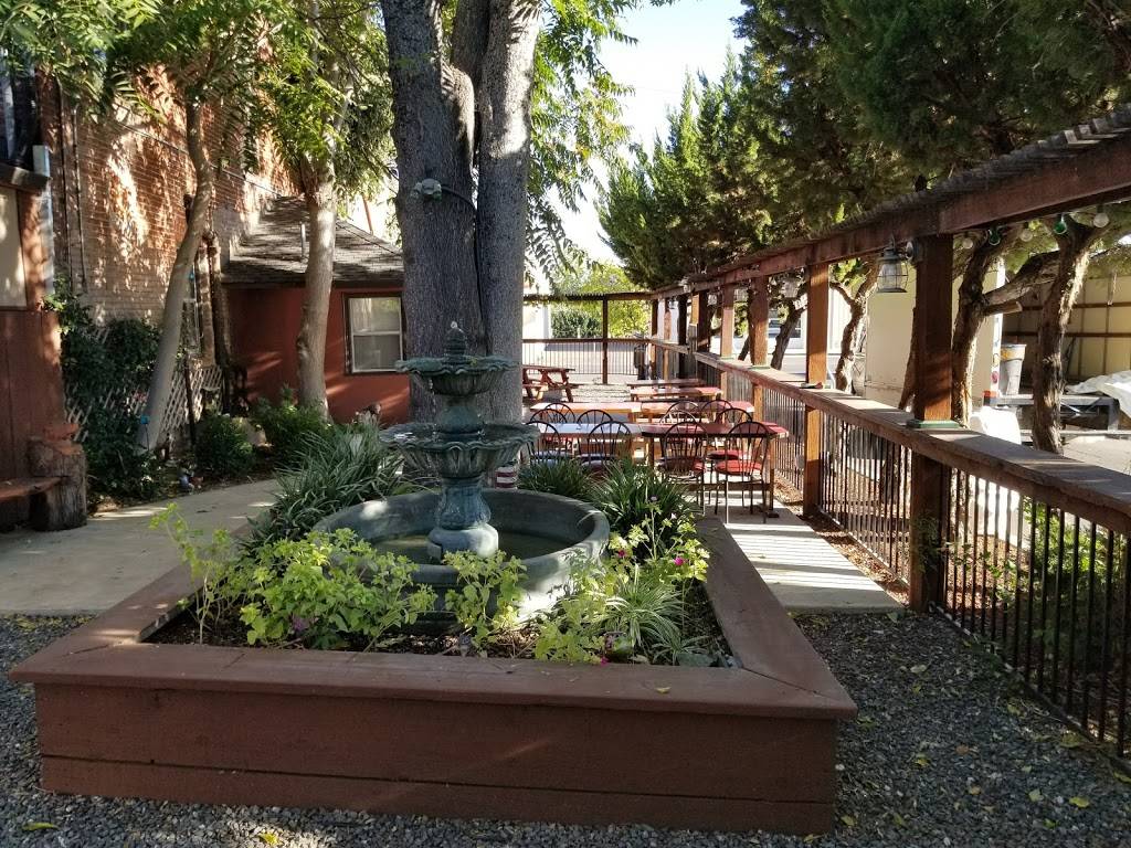 Pogos Pizza | restaurant | 9732 State Rte 281, Kelseyville, CA 95451, USA | 7072777777 OR +1 707-277-7777