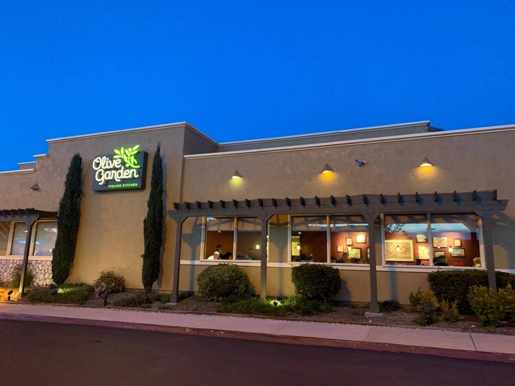 Olive Garden Italian Restaurant | meal takeaway | 11555 Carmel Mountain Rd, San Diego, CA 92128, USA | 8584859873 OR +1 858-485-9873