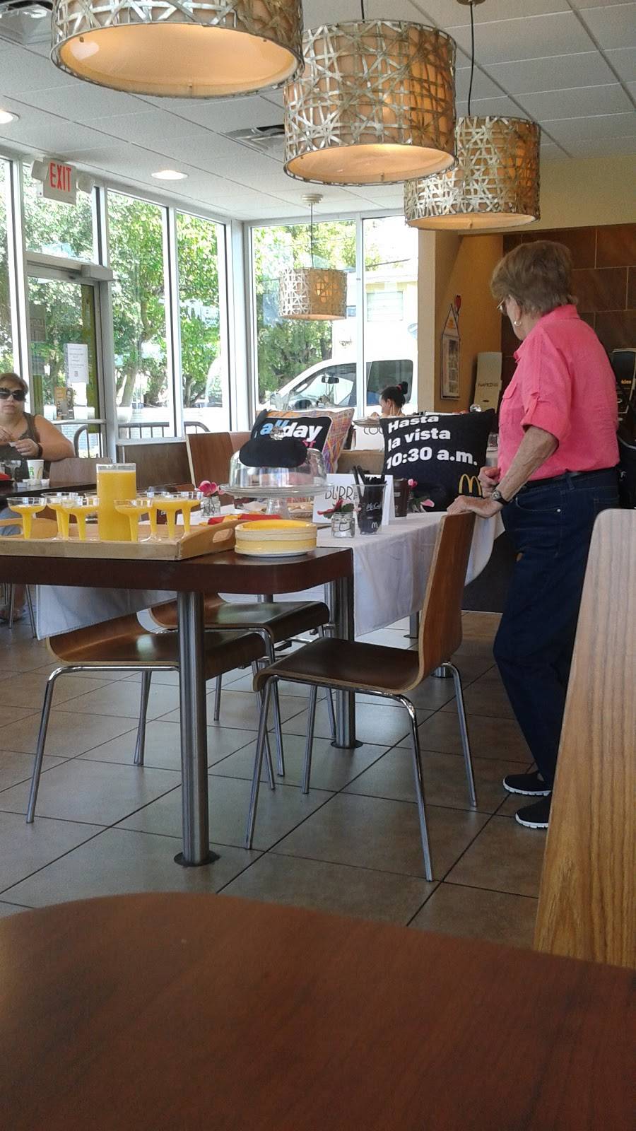 McDonalds | cafe | 4180 SW 9th St, Miami, FL 33134, USA | 3054439366 OR +1 305-443-9366