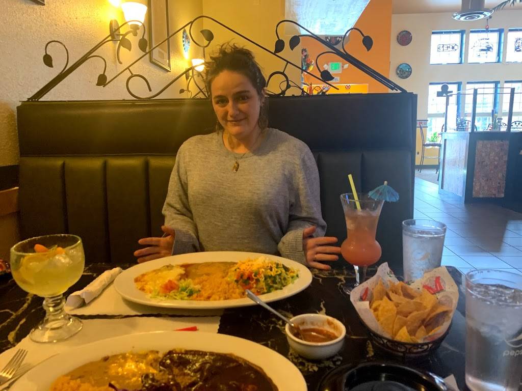 Sol de Mexico | restaurant | 2019 Hewitt Ave, Everett, WA 98201, USA | 4253742871 OR +1 425-374-2871