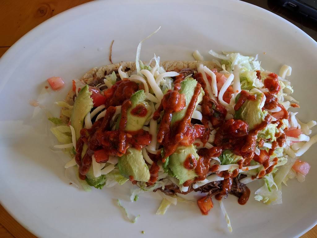 Guanajuato Mexican Restaurant | restaurant | 2317 S Howell Ave, Milwaukee, WI 53207, USA | 4144822269 OR +1 414-482-2269