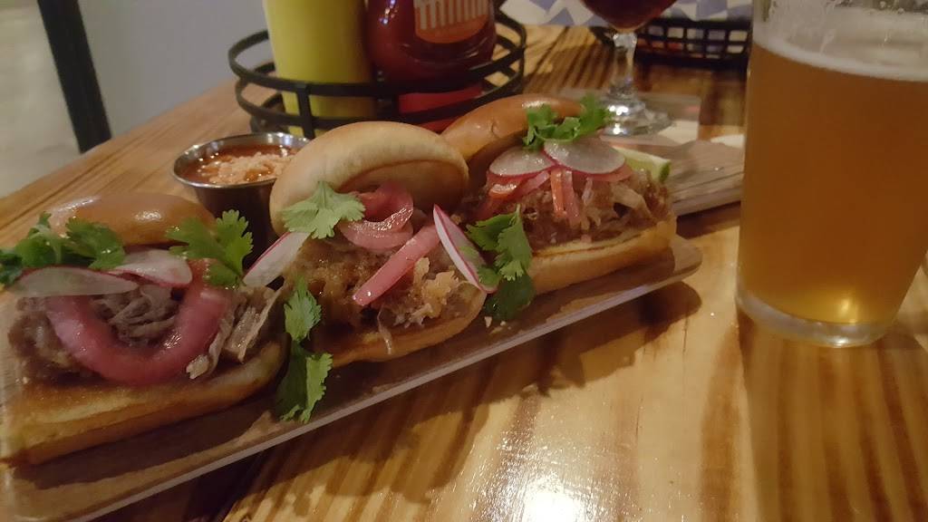 The Branch | restaurant | 7710 Long Point Rd, Houston, TX 77055, USA | 8326236725 OR +1 832-623-6725