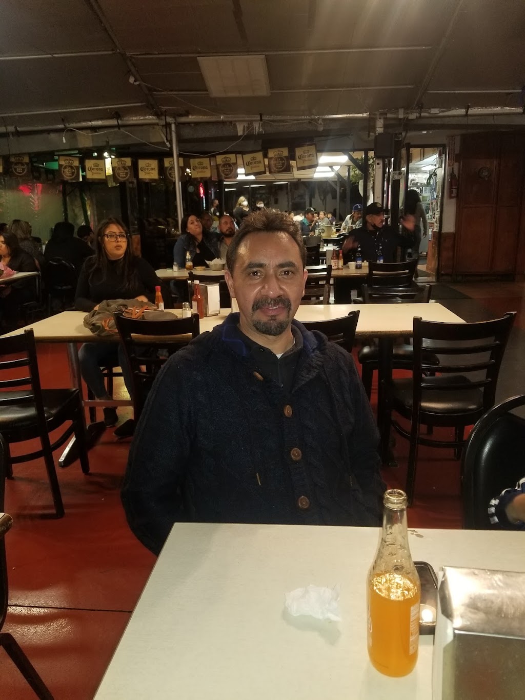 Mariscos el Tejado | restaurant | 1426 S Soto St, Los Angeles, CA 90023, USA | 3232616661 OR +1 323-261-6661