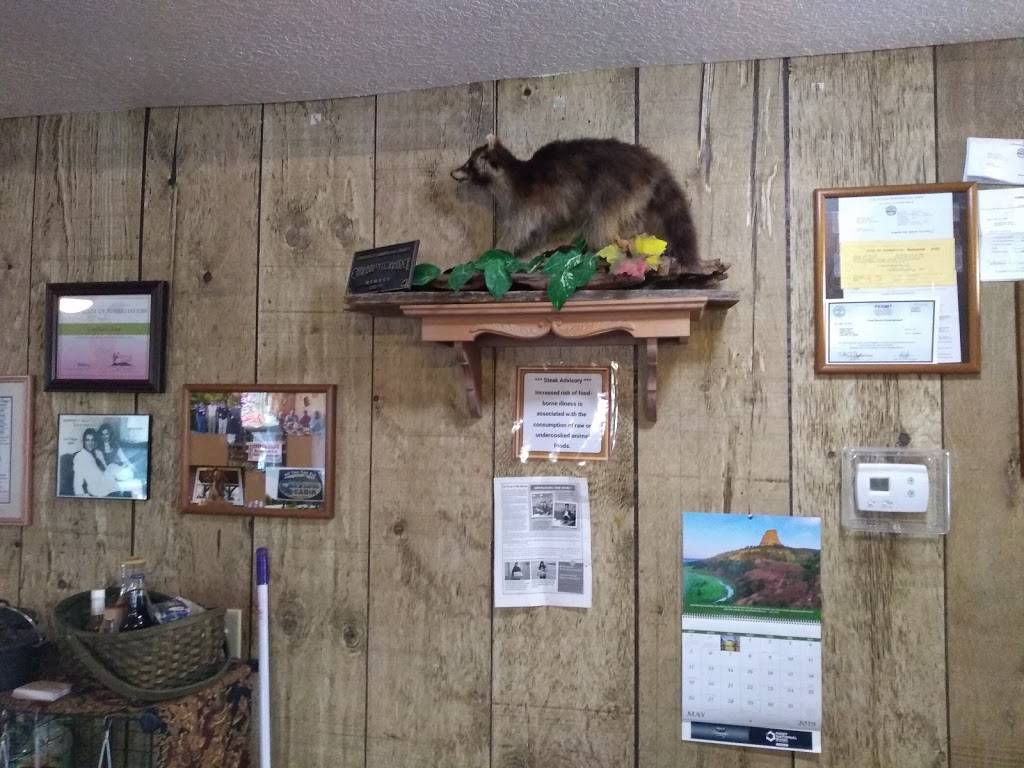 Catfish Cabin | restaurant | 1833 Peavine Rd, Crossville, TN 38571, USA | 9314569979 OR +1 931-456-9979