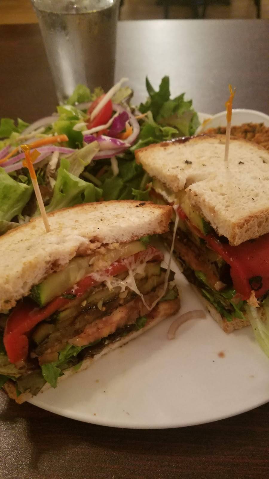 Earth Bistro Cafe | cafe | 11100 Clifton Blvd, Cleveland, OH 44102, USA | 2162019338 OR +1 216-201-9338