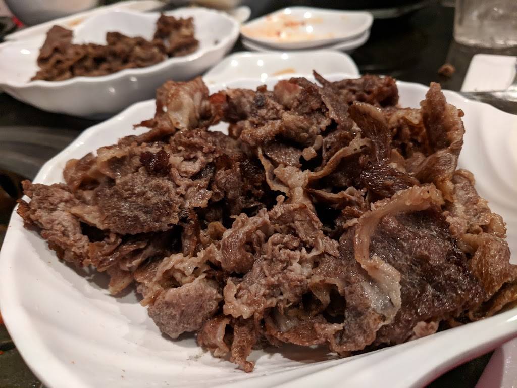 Breakers Korean BBQ & Grill | restaurant | 9650 Main St #10, Fairfax, VA 22031, USA | 7033436688 OR +1 703-343-6688