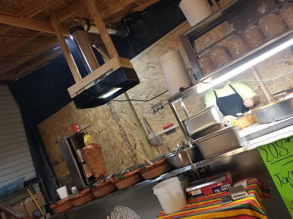 Taqueria Los tapatios | restaurant | 6442 Hanson St, Detroit, MI 48210, USA | 7347738795 OR +1 734-773-8795