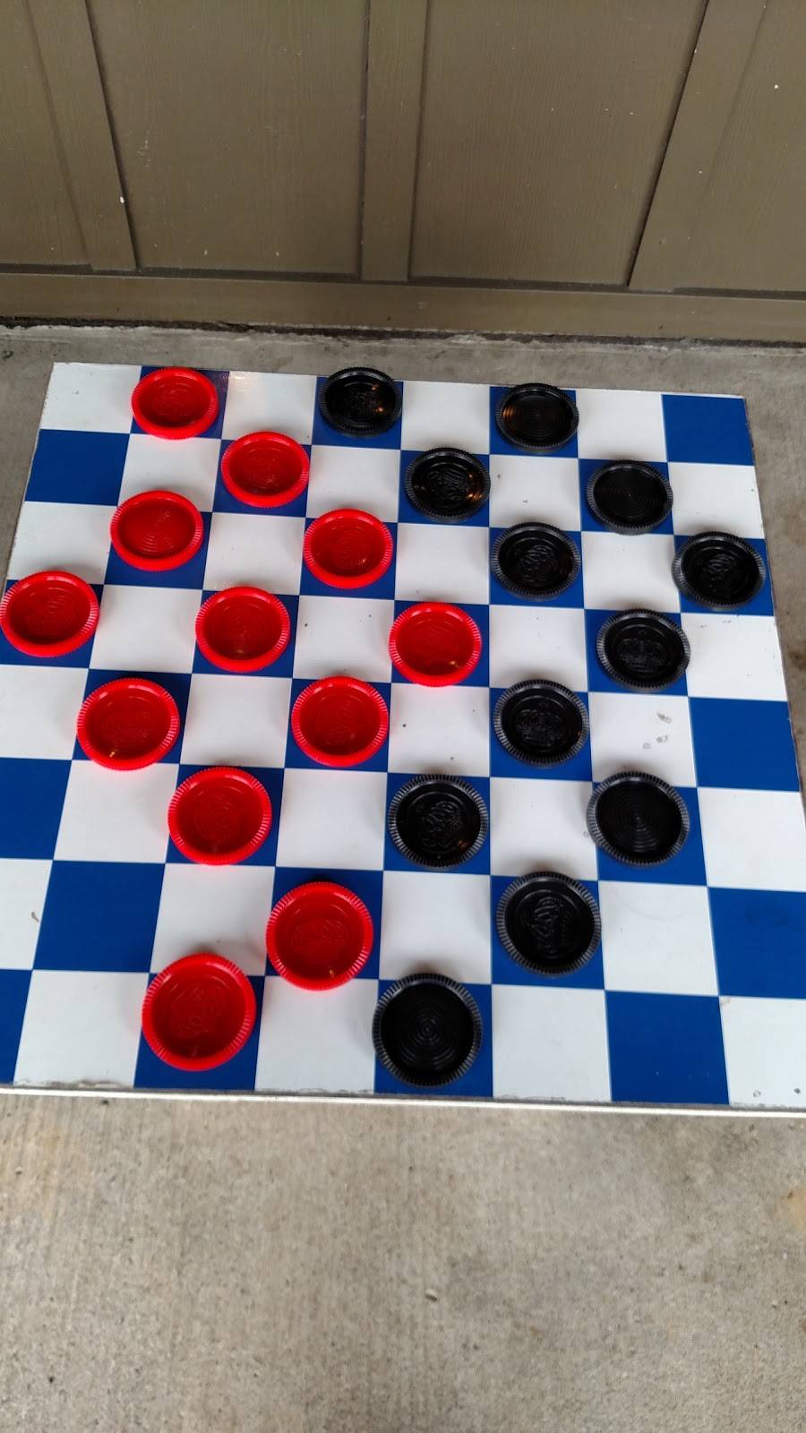 Cracker Barrel Old Country Store | restaurant | 370 Hester Dr, White House, TN 37188, USA | 6156721802 OR +1 615-672-1802