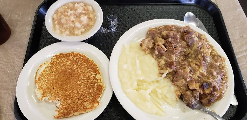 Cals Country Kitchen | restaurant | 222 Woodruff St, Madison, TN 37115, USA | 6158654126 OR +1 615-865-4126