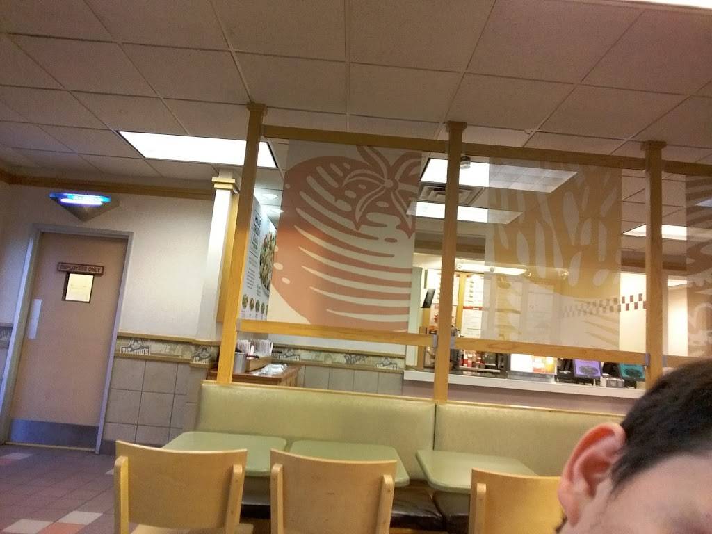 Wendys | restaurant | 3101 Belvidere Rd, Park City, IL 60085, USA | 8472441100 OR +1 847-244-1100