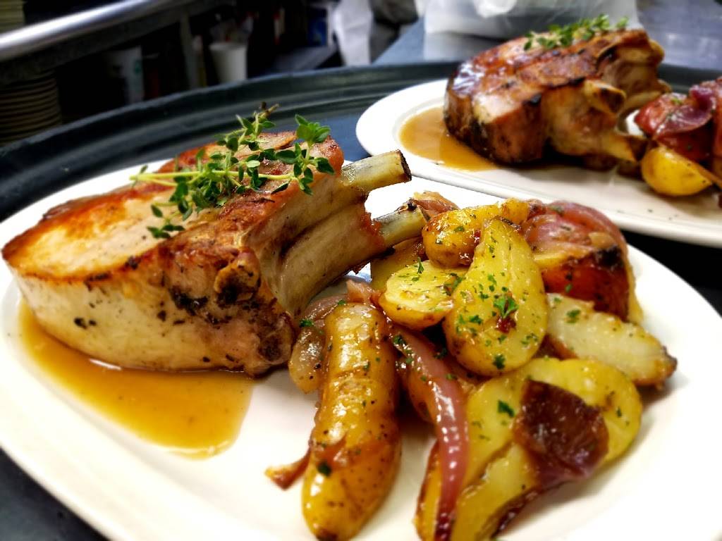 DeLallos Fort Couch Cafe | restaurant | 91 Fort Couch Rd, Pittsburgh, PA 15241, USA | 4128354320 OR +1 412-835-4320