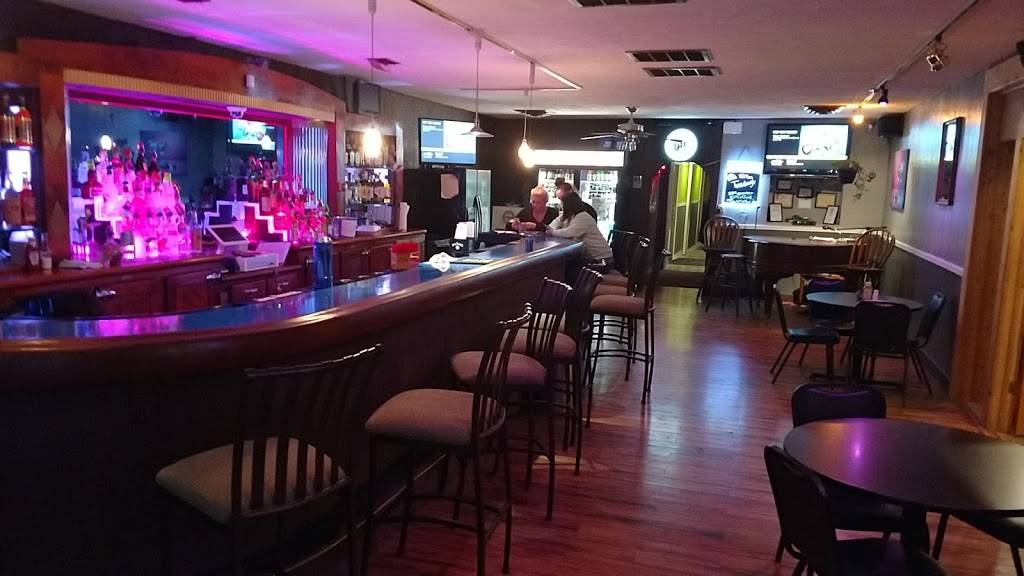 Good Spirits | restaurant | 314 S Main St, Farmer City, IL 61842, USA | 3099289797 OR +1 309-928-9797