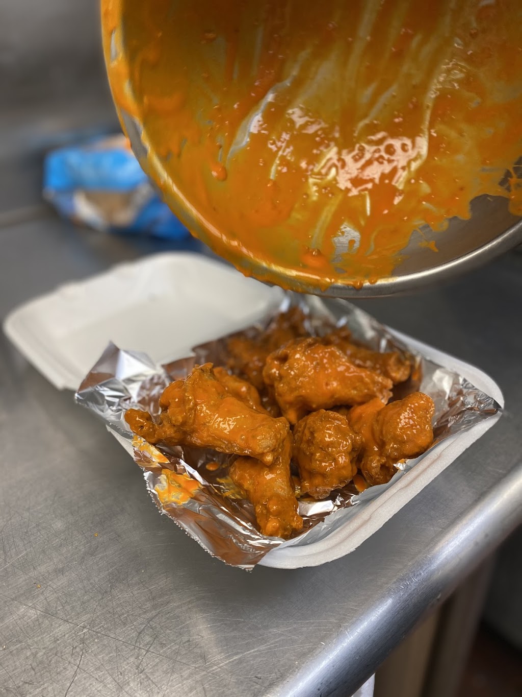 Peppers wings & fish | restaurant | 4300 Macsway Ave, Columbus, OH 43232, USA | 6147077000 OR +1 614-707-7000