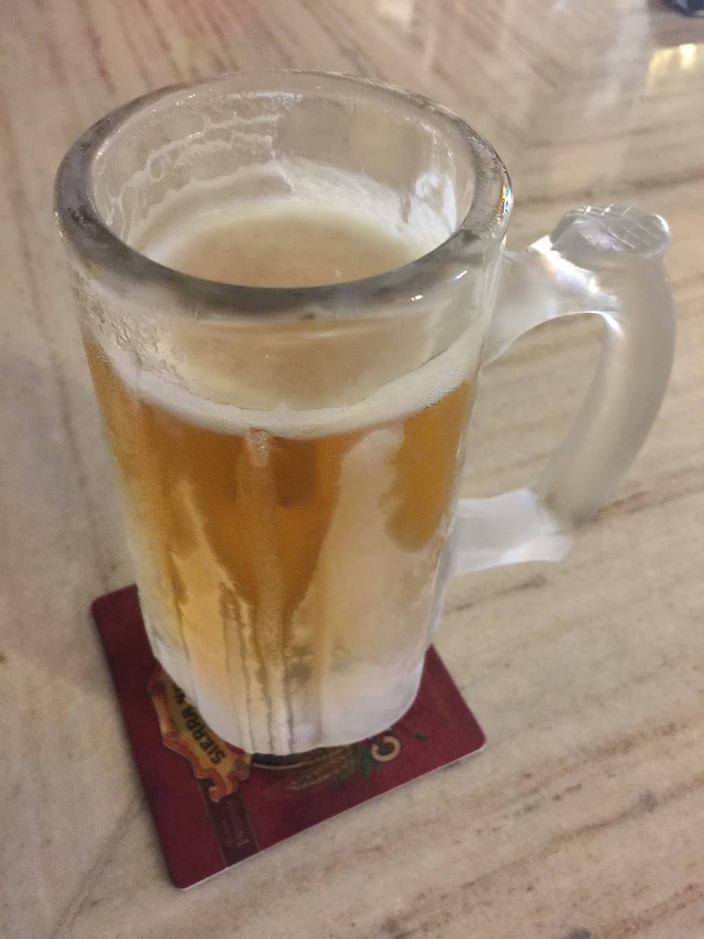 Franks Pizza | restaurant | 122 E Main St, Grass Valley, CA 95945, USA | 5302734622 OR +1 530-273-4622