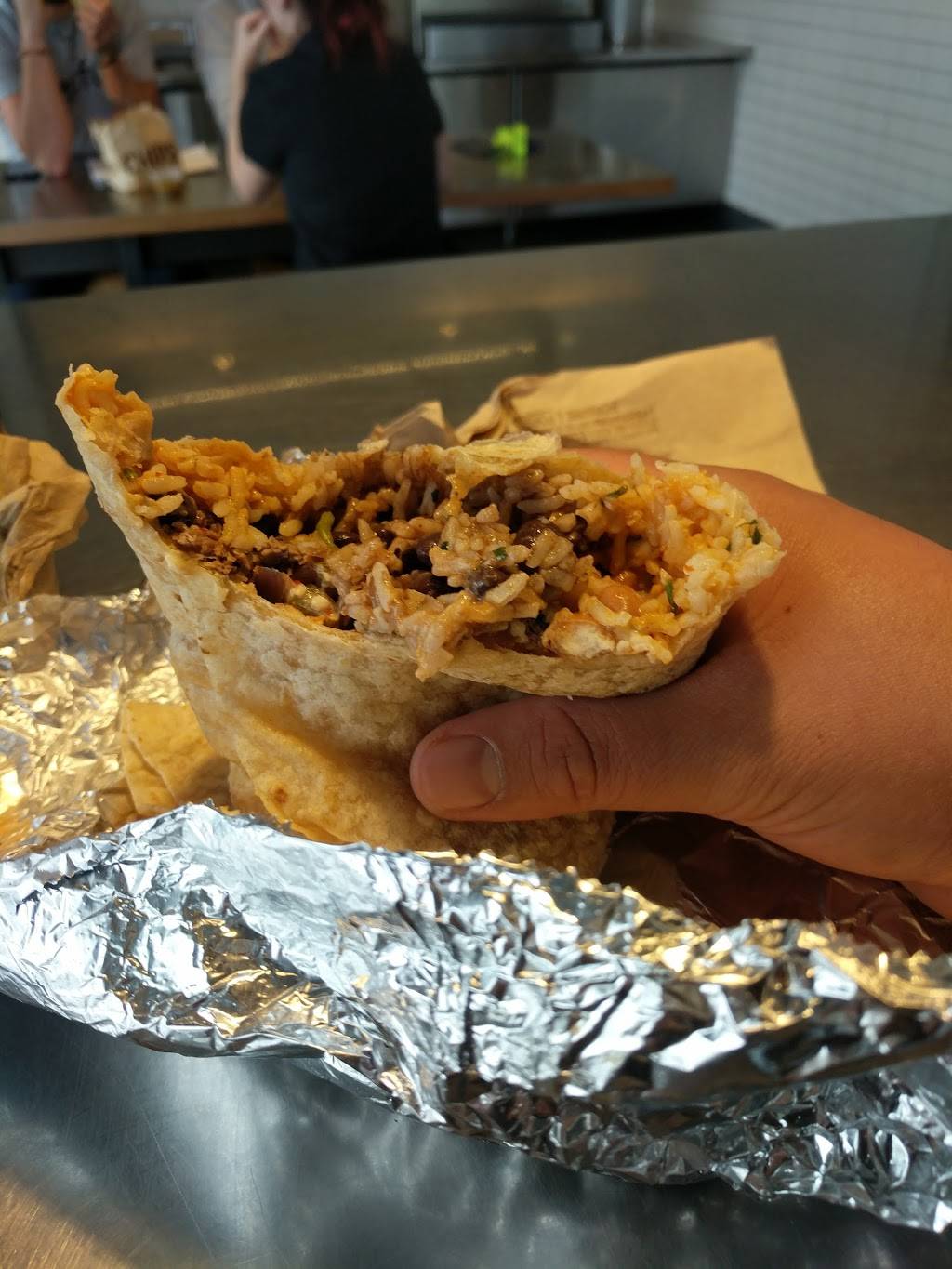 Chipotle Mexican Grill | restaurant | 7101 Melrose Ave, Los Angeles, CA 90046, USA | 3232970334 OR +1 323-297-0334