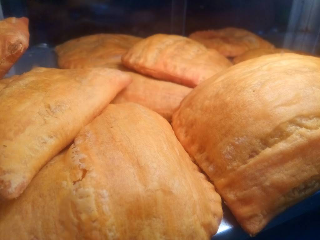 Sunny Isle Jamaican Caribbean Restaurant | restaurant | 1027 Mason Ave, Daytona Beach, FL 32117, USA | 3862145564 OR +1 386-214-5564